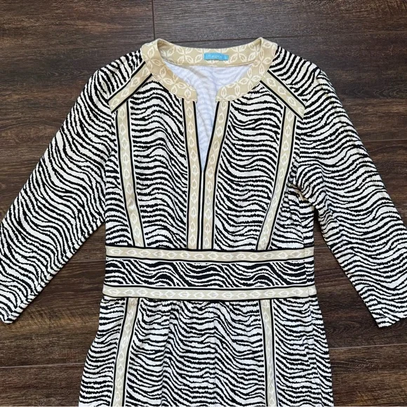 J. McLaughlin Zebra Print Knit Dress 3/4 Sleeve Career Casual S - Picture 3 of 6